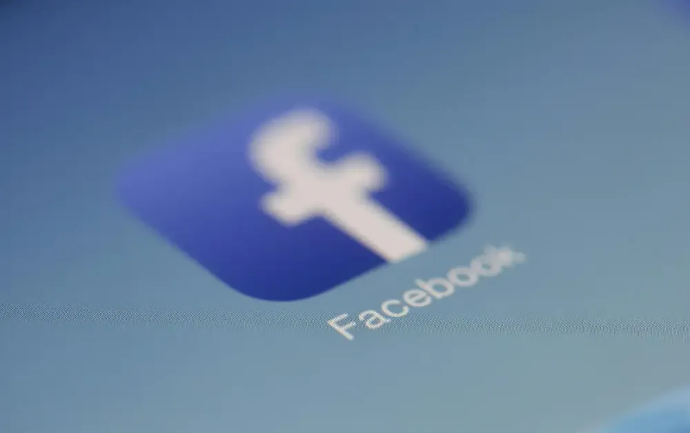 Får du nok kunder via Facebook? Slik kan en nettside hjelpe.